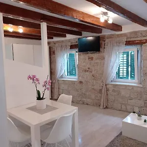 Makala Apartment Trogir