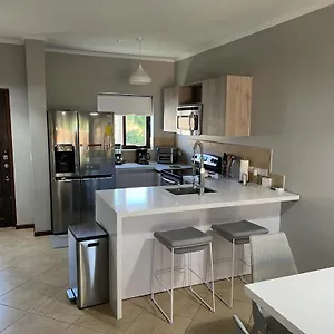 Special House In Gold Coast With Private Jacuzzi Holiday home Palm Beach