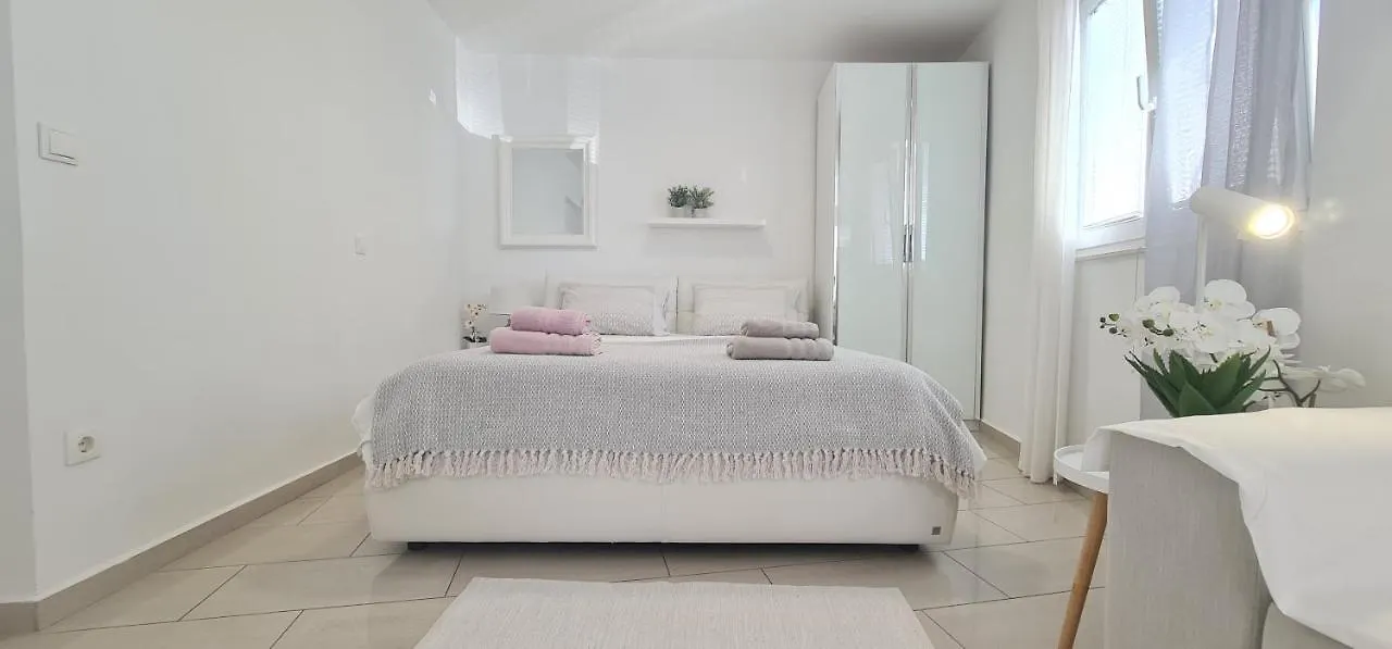 Apartment Seahouse By Jelena