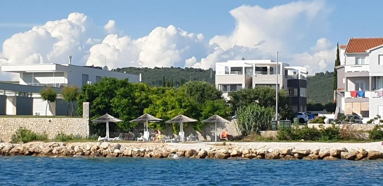 Apartment Seahouse By Jelena Croatia