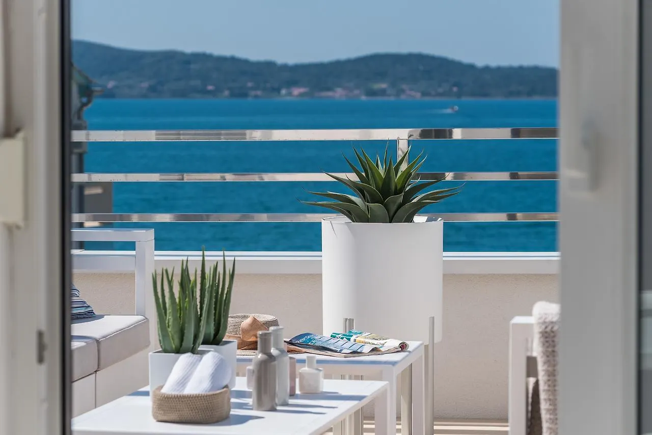 Apartment Seahouse By Jelena Croatia