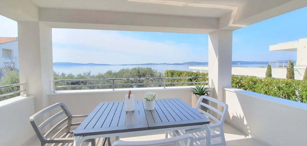 Seahouse By Jelena Apartment